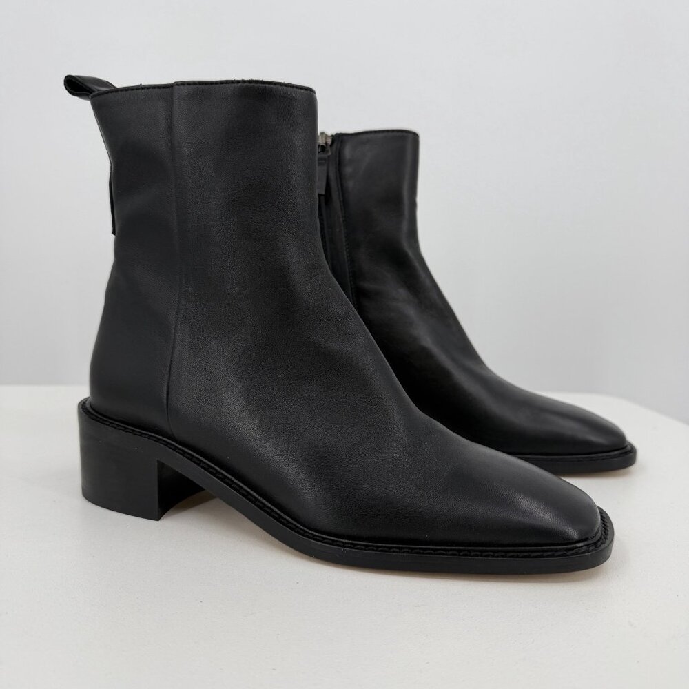 Everlane The City Boot in Black Leather sz 6 Women's Side Zip Block Heel Ankle